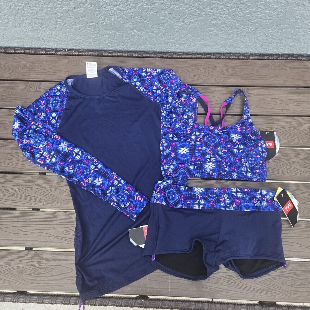 TYR Durafast Womens Santa Cruz  Rashguard Jojo Top W/Dela Boyshort Size XS New